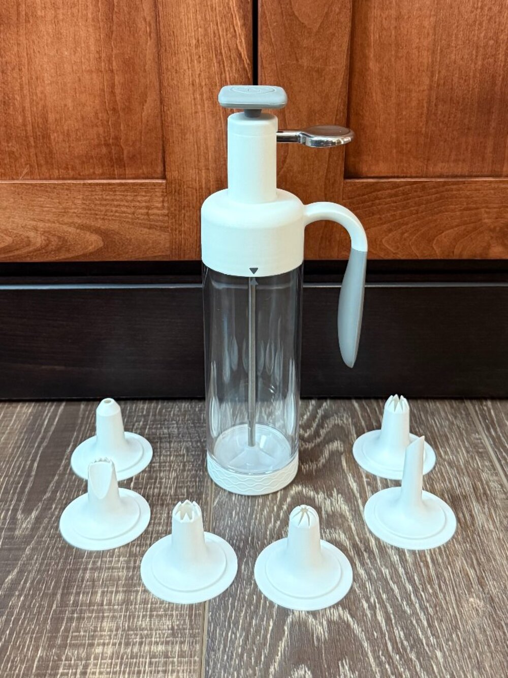 Pampered Chef Easy Accent Decorator